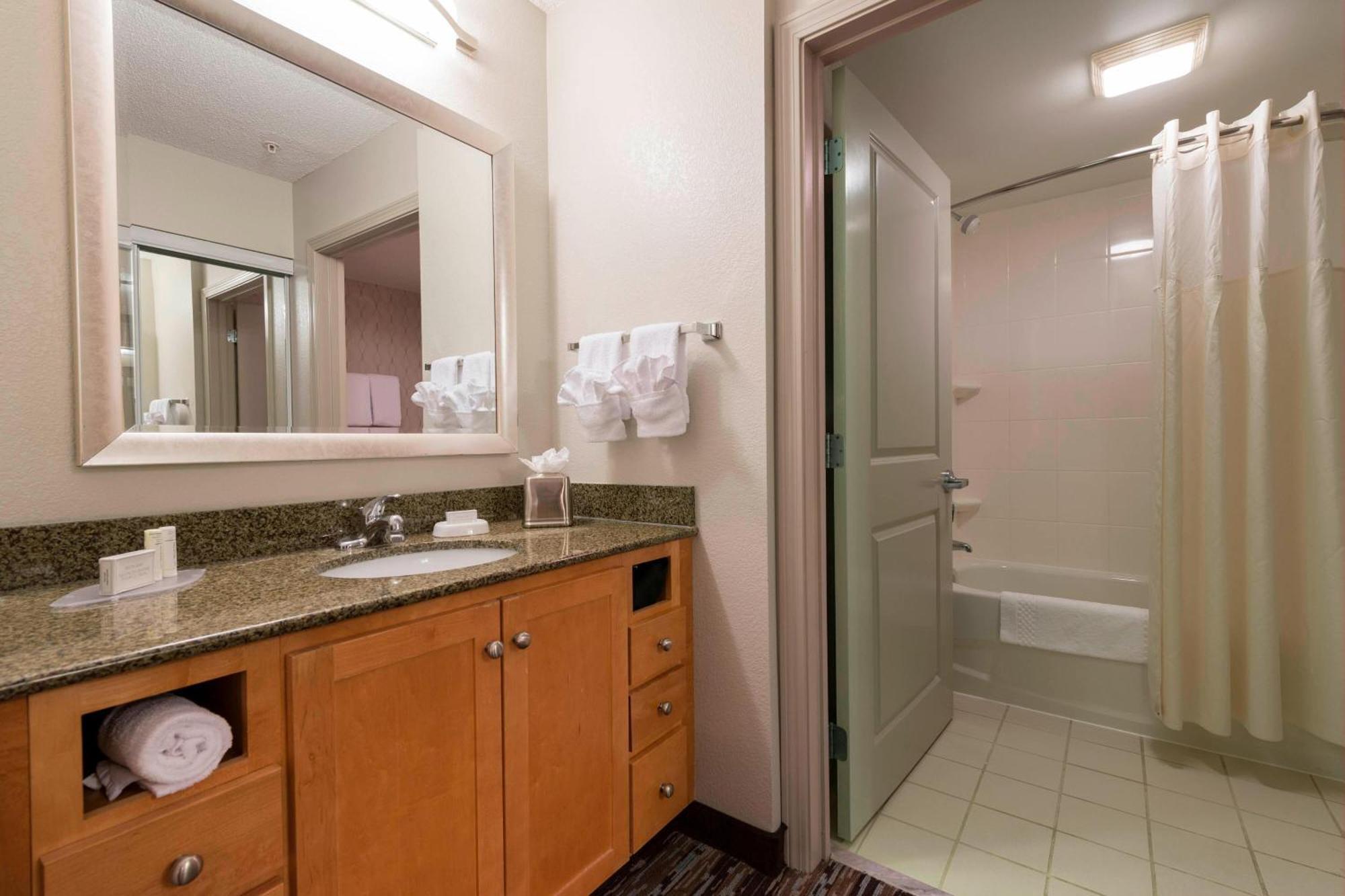 Residence Inn Worcester Luaran gambar